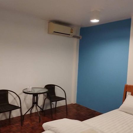 Italay Hotel Krabi town Buitenkant foto