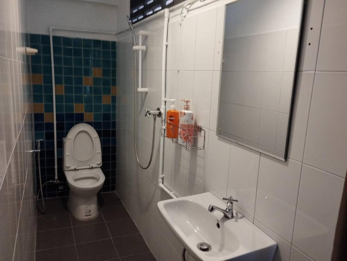 Italay Hotel Krabi town Buitenkant foto