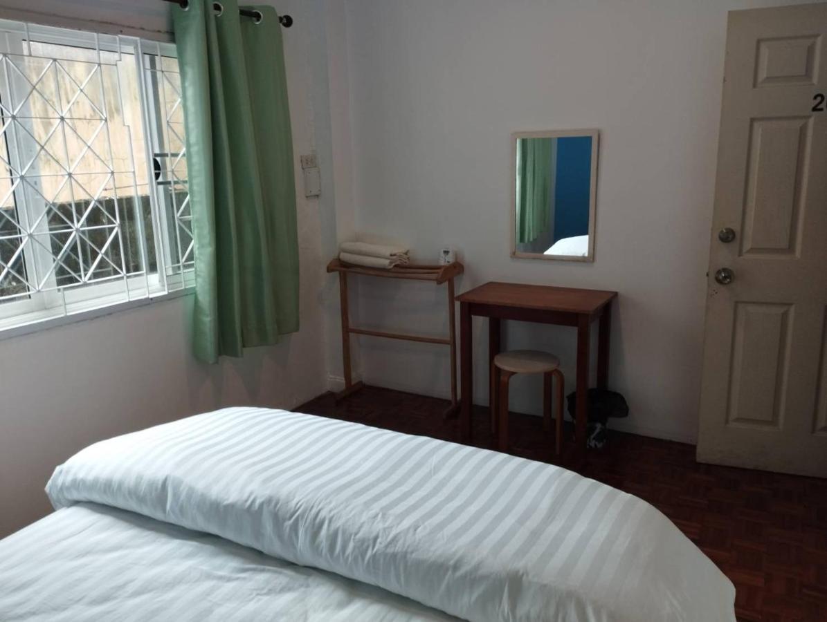Italay Hotel Krabi town Buitenkant foto